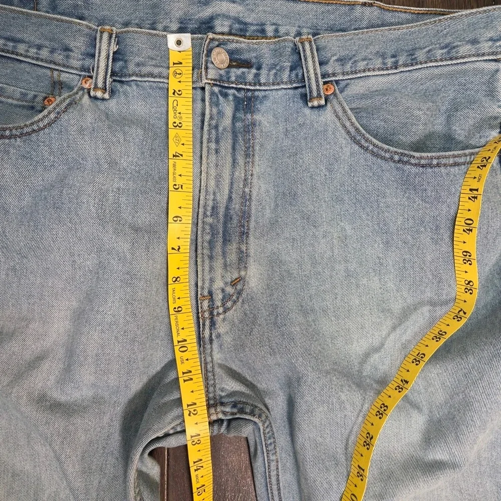 Levis 505 Jeans Mens 38x29 Blue Light Wash High Rise Missing Leather Patch
